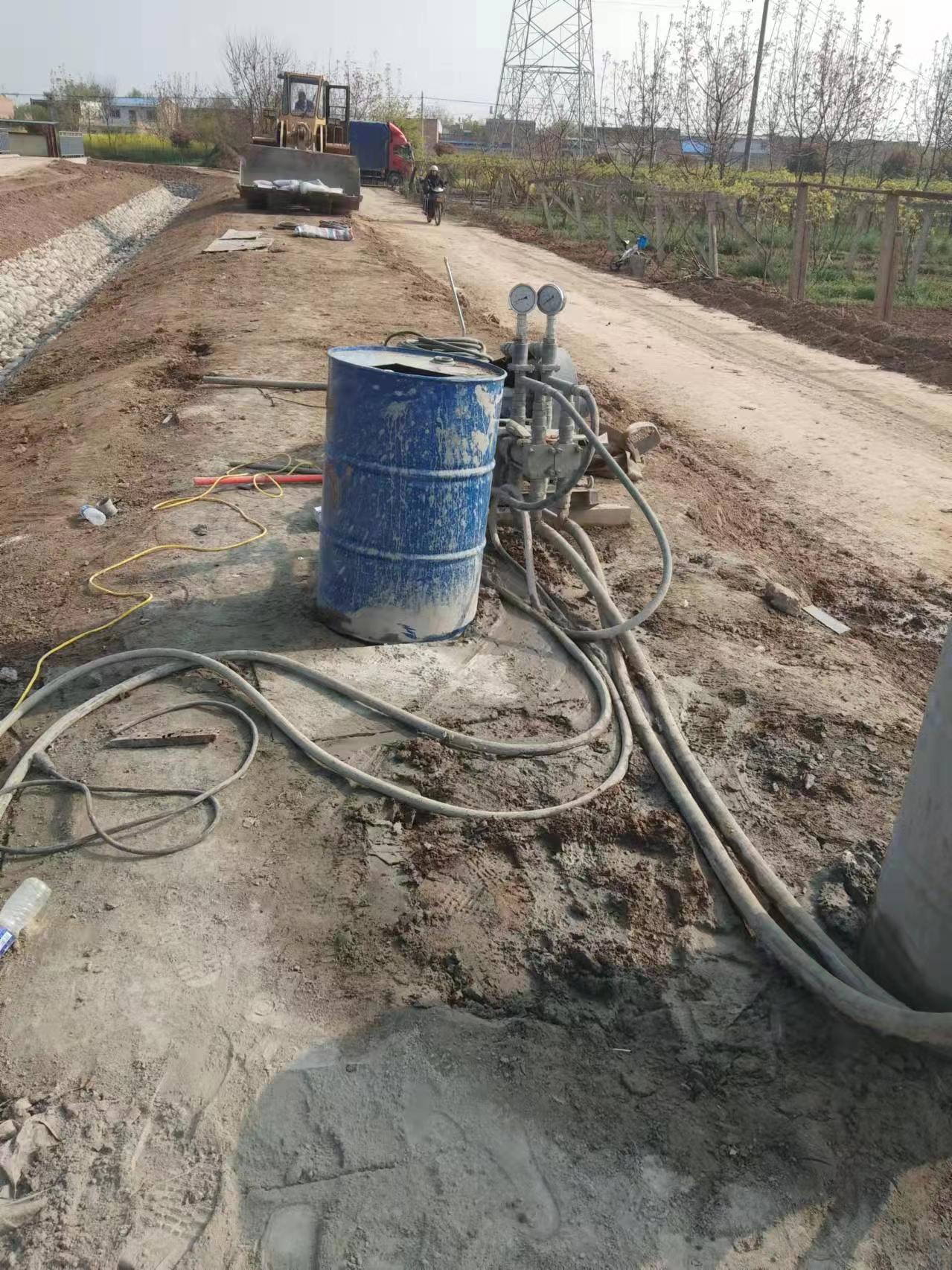 自流井顶管注浆